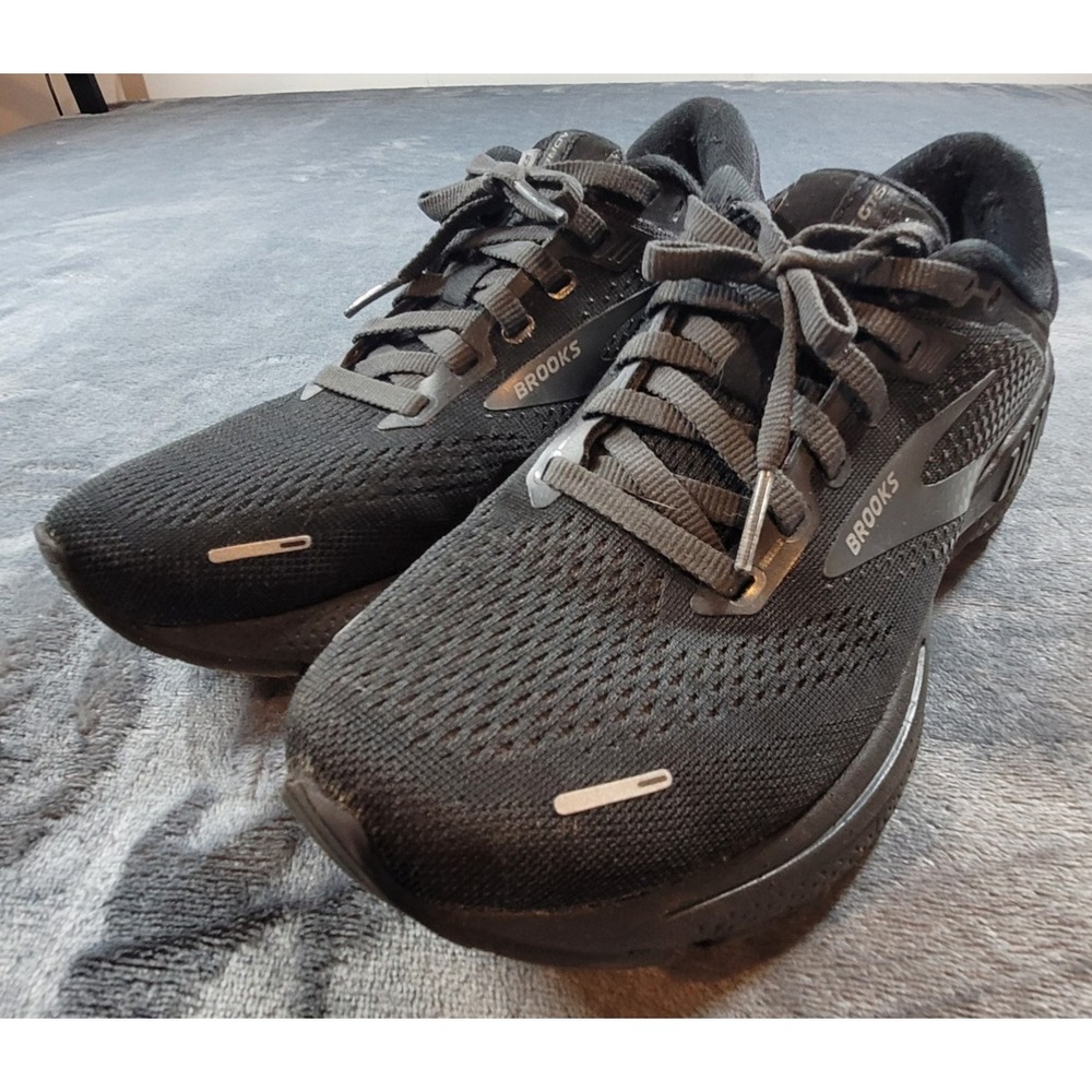 Brooks Womens Adrenaline GTS 22 Black Running Shoes  Sz 6 Medium(B)